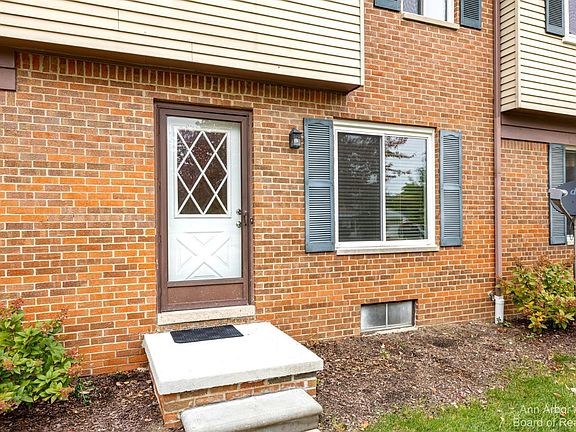 2nd image of 239 Sheffield Dr