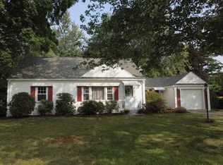 24 Acrebrook Rd, Springfield, MA 01129