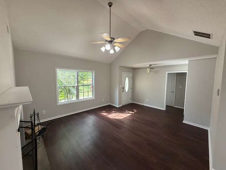 10 Walton Woods Ct — Photo 8