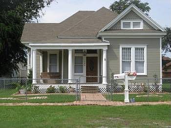 1st image of 326 Avenue D