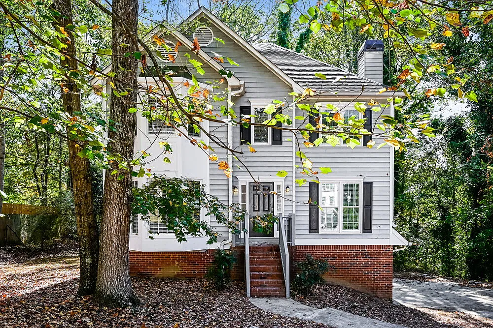 3 bed, 2.5 bath, 1876 sqft, $2,225 — Photo 1