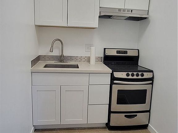 2nd image of 4600 Paradise Rd Unit 17