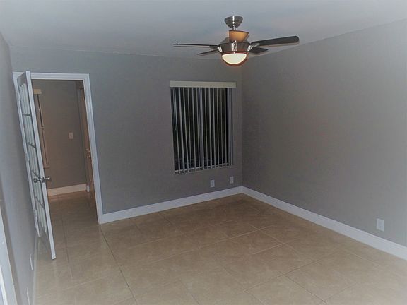 4th image of 3350 Pinewalk Dr N APT 1415