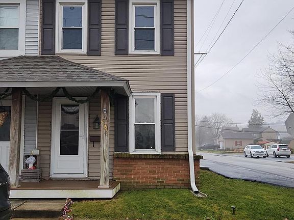2nd image of 536 Essex St