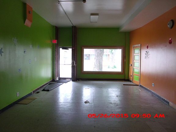 3rd image of 14347 S Campbell Ave #Commercial