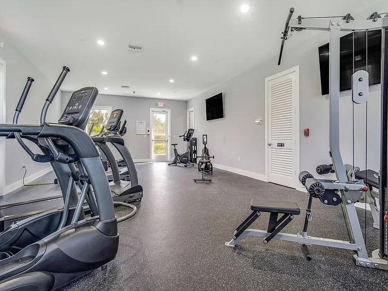282 Giraffe Dr #282 — Photo 4