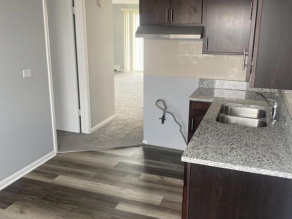 3rd image of 1515 State St APT 3A