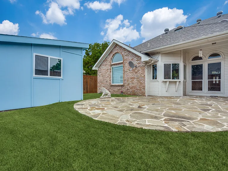 1728 Tawakoni Ln — Photo 11