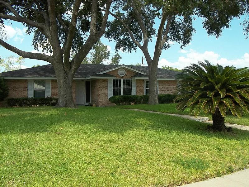 1st image of 10605 Shiloh Ln