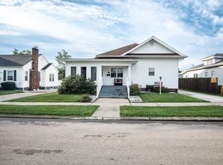417 W 4th St, Bicknell, IN
