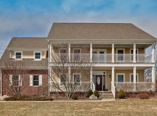 38110 N Helena Ln, Wadsworth, IL 60083