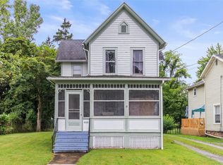 102 Adelaide Ave, Canandaigua, NY 14424