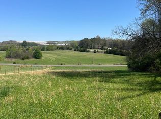 Bruner Rd, Strawberry Plains, TN 37871