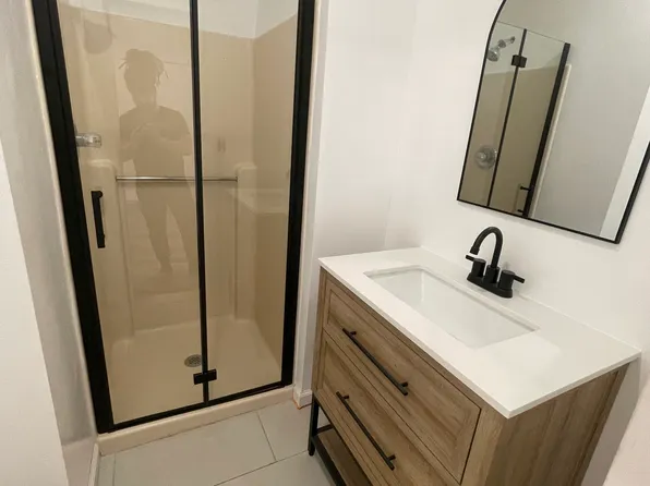 287 Grand St #1B, Newburgh, NY 12550