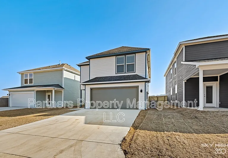 289 S Neon Ave — Photo 20