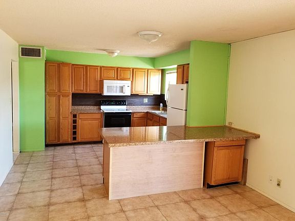 4th image of 3321 W Orchid Ln