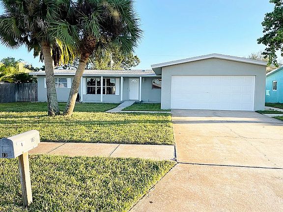4th image of 1355 Holt Dr