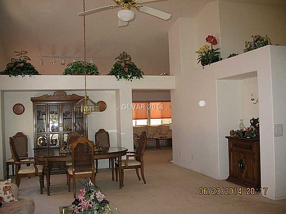 3rd image of 681 Ladywood Ln