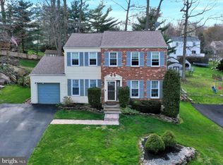 423 Keanon Dr, Marcus Hook, PA 19061