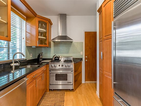 3rd image of 1568 Meridian Ave APT 12