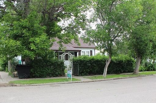 1st image of 211 1st Ave SE