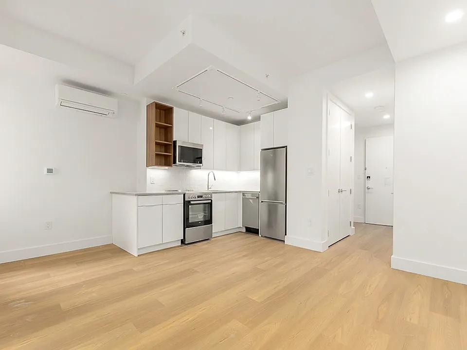 1457 Flatbush Ave #471