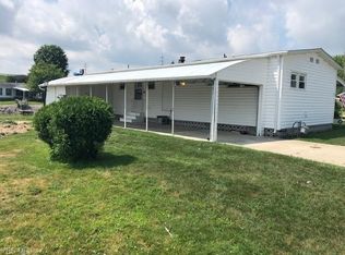 301 Gull Dr, Elyria, OH 44035
