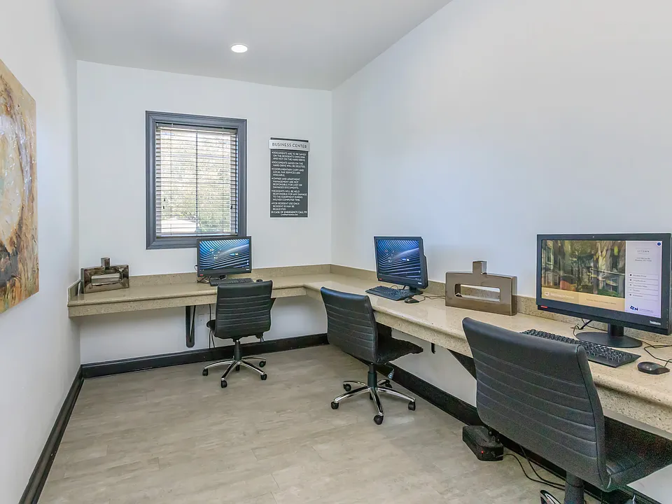 Business Center at Providence Uptown