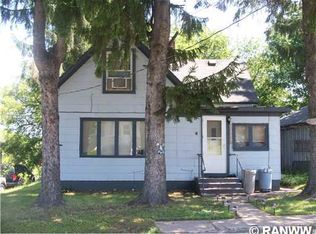 1440 Comstock Ave, Cumberland, WI 54829