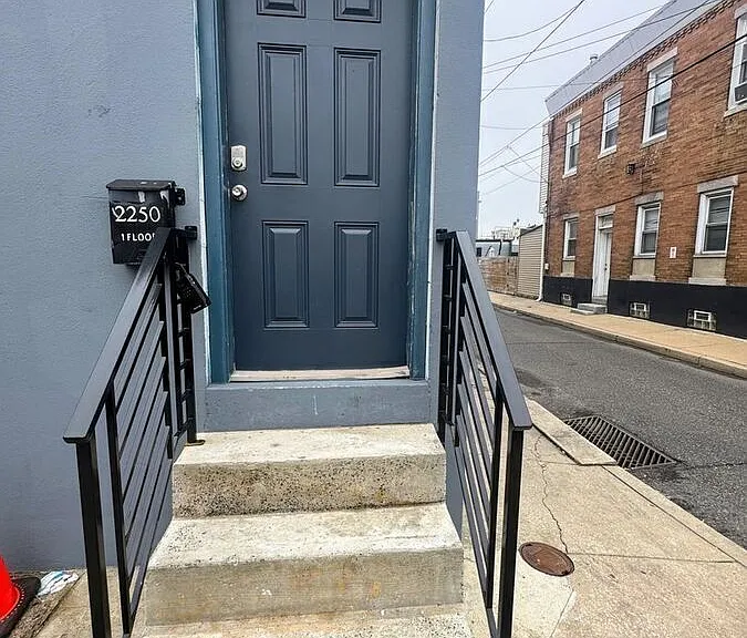 2250 E Clearfield St #1 — Photo 40