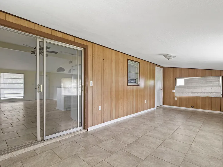 2344 Starlite Ln — Photo 37