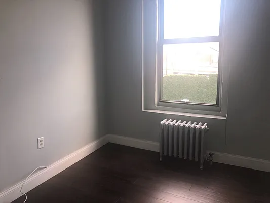 Rented by Clove Realty LLC | media 13