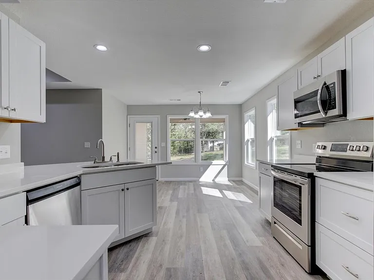 203 Elysian Hills Dr — Photo 9