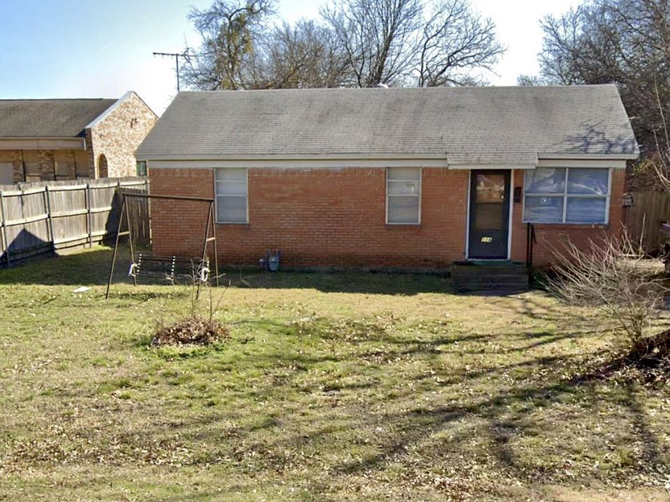 1st image of 114 W Mona Ave