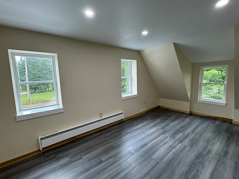 22-34 Sonny Dr #24 — Photo 9