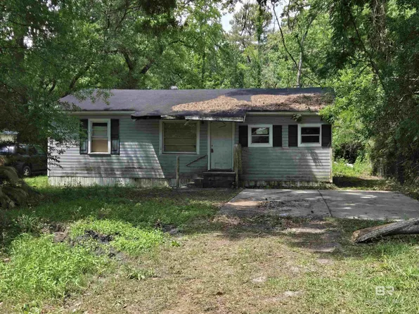 3066 Bay Crescent Dr, Mobile, AL 36605