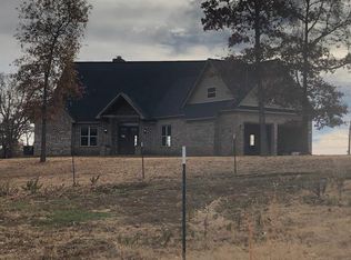 3066 O B McClinton Rd, Senatobia, MS 38668