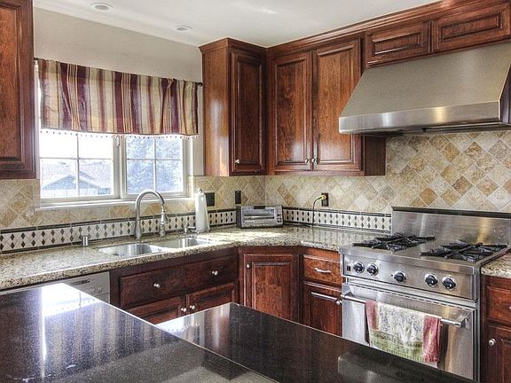 2nd image of 15375 Bay Port Ct #1B