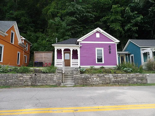 609 Taylor Ave Photo 1