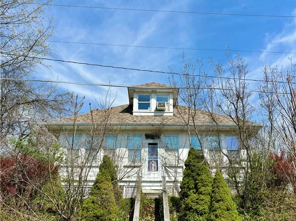 53 Welcome St E, Fredericktown, PA 15333