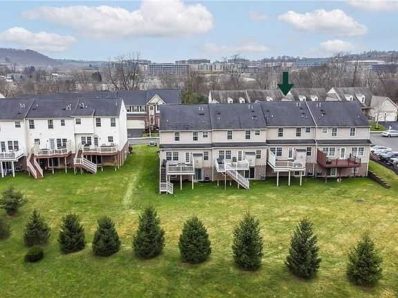 3rd image of 103 Maple Ridge Ct