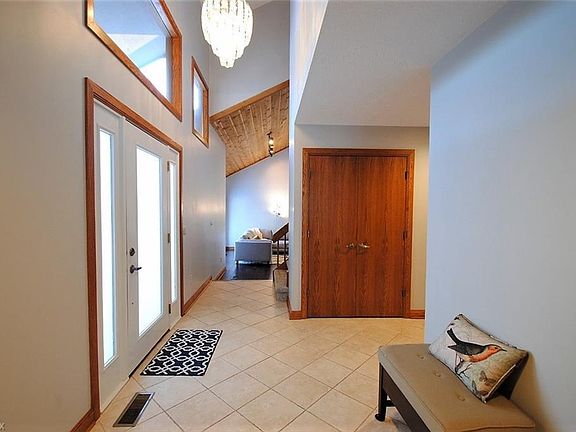 2nd image of 5205 Ramblewood Ct