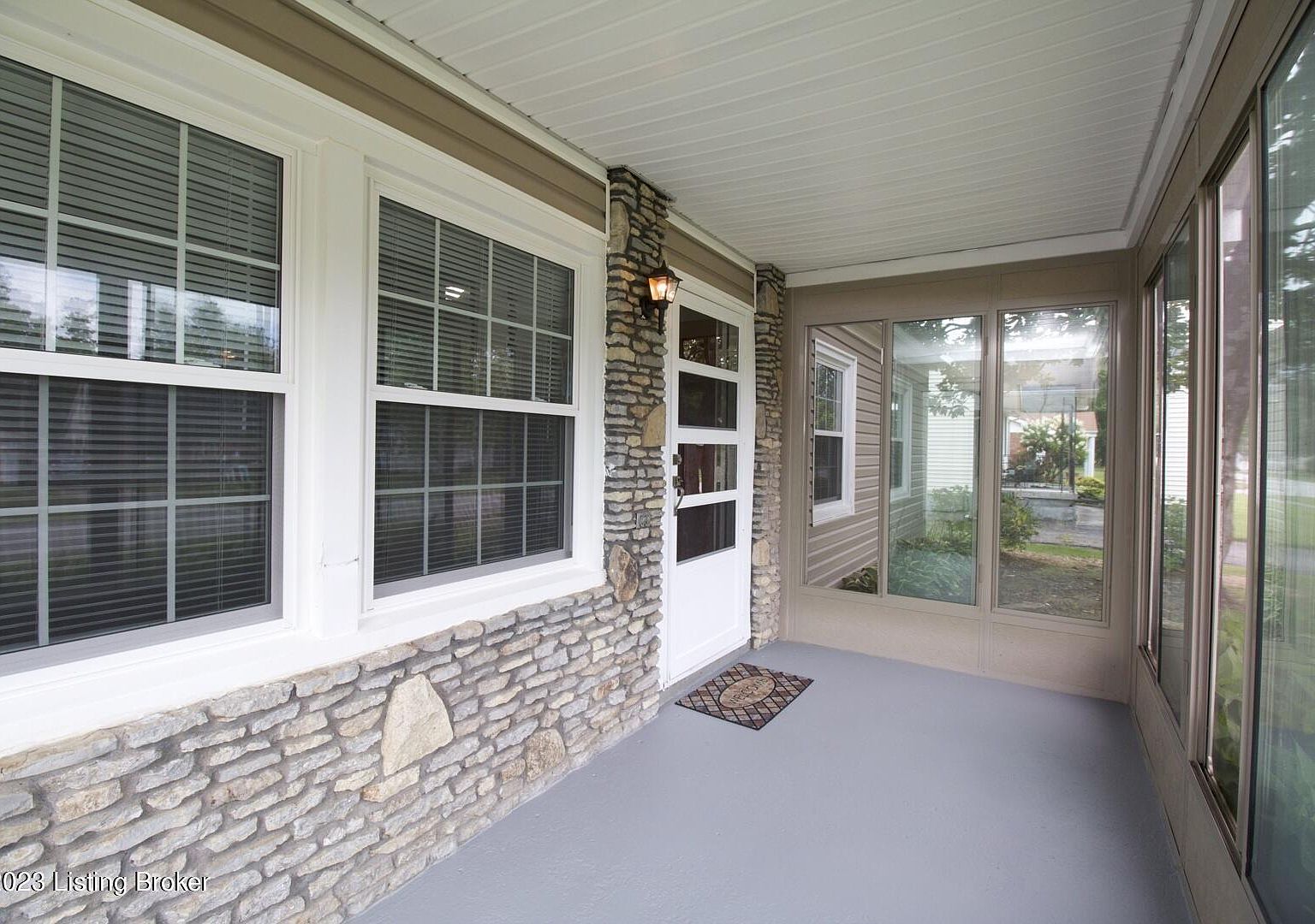 9404 Sue Helen Dr, Jeffersontown, KY 40299 MLS 1643021 Zillow