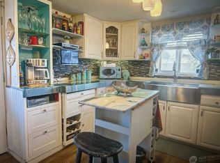 804 Pacific Ave N, Long Beach, WA