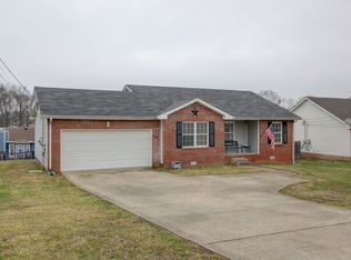 412 Tobacco Rd, Clarksville, TN 37042