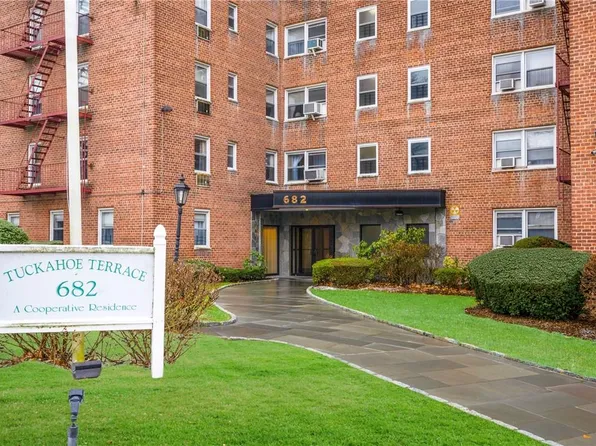 682 Tuckahoe Road #4C, Yonkers, NY 10710