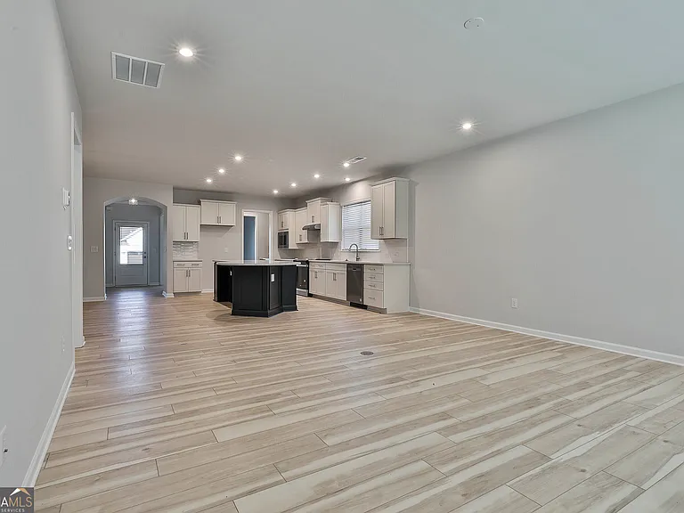 148 Soundview Trce — Photo 28