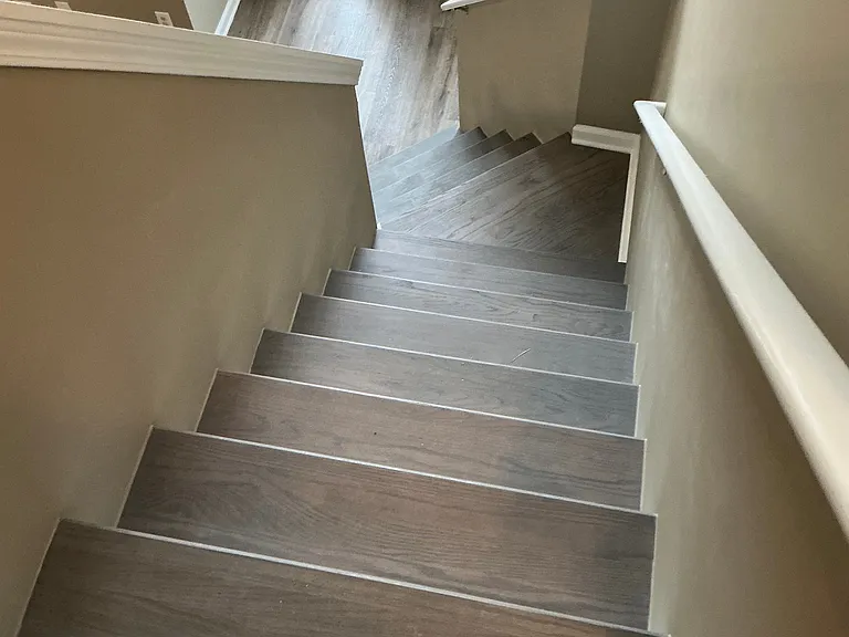 From Upper Level to Foyer