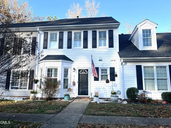 816 Saint Catherines Dr, Wake Forest, NC 27587
