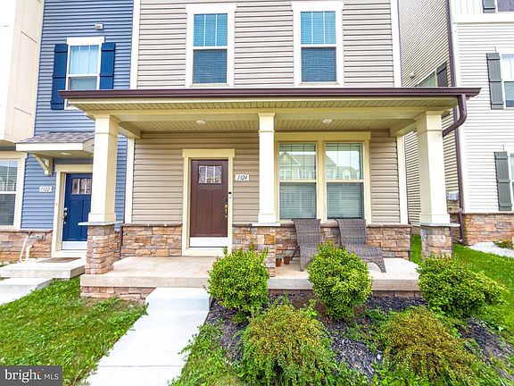 4th image of 1324 Ricketts Rd